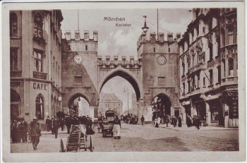 AK München Karlstor mit Menschen 1920