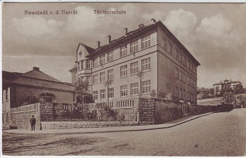 AK Neustadt a. d. Haardt Töchterschule 1920 AK Neustadt a. d. Haardt Töchterschule 1920