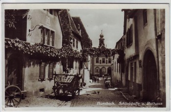 AK Foto Hambach an der Weinstraße Schloßgasse und Rathaus 1941 AK Foto Hambach an der Weinstraße Schloßgasse und Rathaus 1941