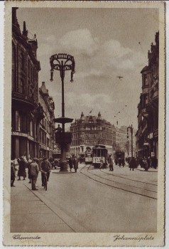 AK Chemnitz Johannisplatz Menschen Straßenbahn 1930