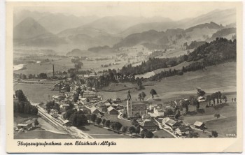 VERKAUFT !!!   AK Foto Flugzeugaufnahme von Blaichach im Allgäu Bahnpoststempel 1943
