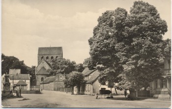 AK Foto Schönhausen an der Elbe Dorfplatz 1964