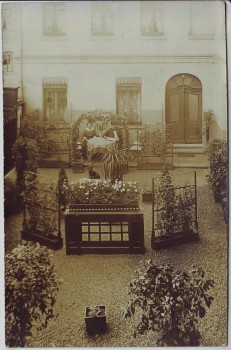 AK Foto Crimmitschau Haus Innenhof Mann Frau Hund 1912 RAR