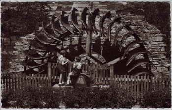 AK Foto Ahrweiler Mühlrad am Obertor Kinder bei Bad Neuenahr 1950