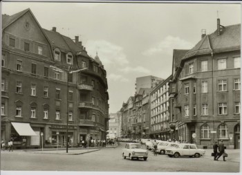 AK Foto Bautzen Blick in die Karl-Marx-Straße Autos Trabant 1975