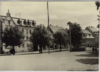 AK Foto Triptis Blick auf Markt mit Hotel Thüringen 1967