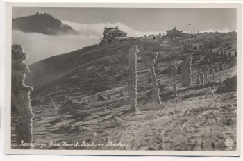 AK Foto Riesengebirge Prinz-Heinrich-Baude im Winter mit Schneekoppe b. Krummhübel Karpacz Schlesien Polen 1936