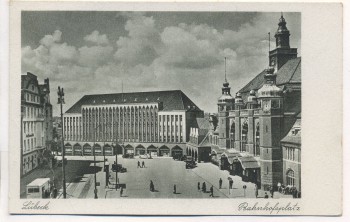 AK Lübeck Bahnhofsplatz 1920