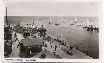 AK Nordseebad Cuxhaven Segel-Regatta mit Hafen 1957