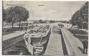 VERKAUFT !!!   AK Sachsenhausen ( Mark ) Schleuse mit Boot und Menschen b. Oranienburg 1910 RAR