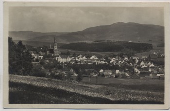 AK Foto Zwiesel mit dem Rachel Ortsansicht mit Kiche 1930
