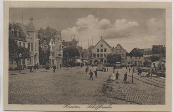 AK Husum Schiffbrücke mit Menschen 1910