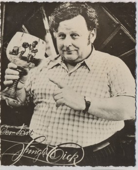 AK Foto Traben-Trarbach Reichsschenke zum Ritter Götz Wirt Jungle Dick signiert 1960
