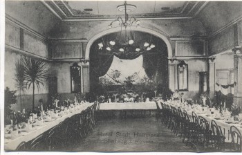 VERKAUFT !!!   AK Schönberg i. Holstein Hotel Stadt Hamburg Innenansicht 1910 RAR