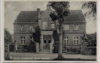 VERKAUFT !!!   AK Ostseebad Rewahl Rewal Pension Zufriedenheit bei Gryfice Greifenberg Pommern Polen 1940 RAR
