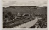 AK Foto Dernau an der Ahr Ortsansicht mit Straße Gleis Hotel Restaurant Zum Treppchen 1950