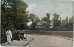 AK Charlton Charlton Road mit Frauen London Großbritannien 1910 RAR