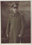VERKAUFT !!!   AK Foto Offizier mit Schirmmütze Mantel Dolch Portrait Wehrmacht 1935