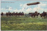 AK Artillerie auf dem Marsch mit Zeppelin 1.WK 1914
