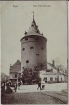 AK Riga Pulverturm mit Menschen Feldpost Lettland 1917