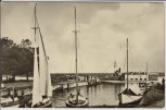 AK Foto Ostseebad Zingst Blick in Hafen mit Booten 1957