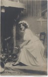 AK Foto Frau am Herd sitzend Reutlinger 1911