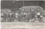 VERKAUFT !!!   AK Foto Sassnitz Gruppenbild am Strand Ostsee Rügen 1930