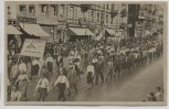 VERKAUFT !!!   AK Foto Frankfurt am Main Aufmarsch Forstwirtschaft Hotel Deutscher Hof Cafe Laubenstein viele Menschen 1934 RAR