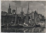 VERKAUFT !!!   AK Stralsund Fischerboote im Querkanal 1958