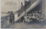 VERKAUFT !!!   AK Foto Original Aufnahme vom feindlichen Kriegsschauplatz Eine deutsche Flußwache in Feindesland Soldaten mit Pickelhaube 1. WK Verlag Gustav Liersch 1915